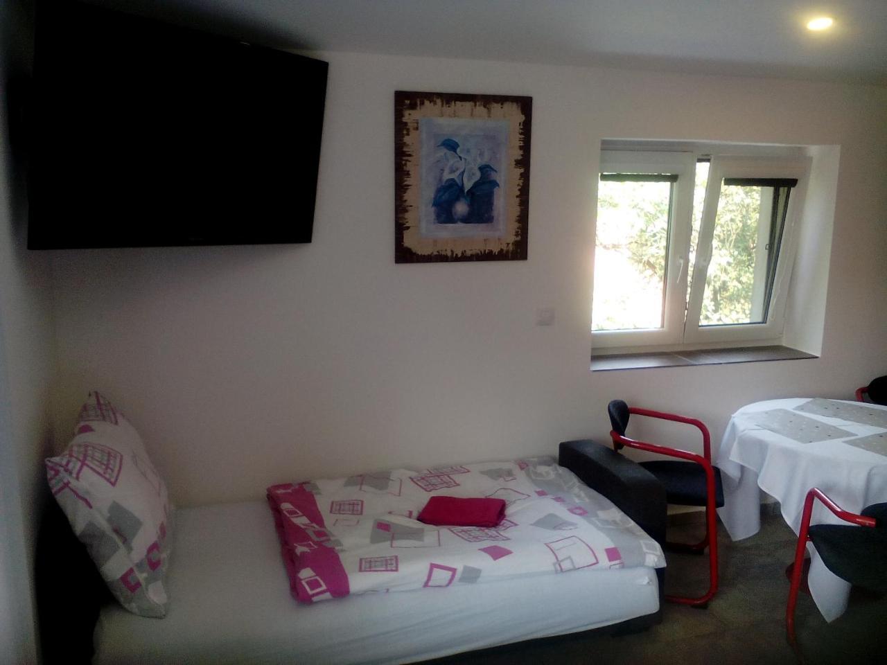 Oaza Apartment Vacenovice Екстериор снимка