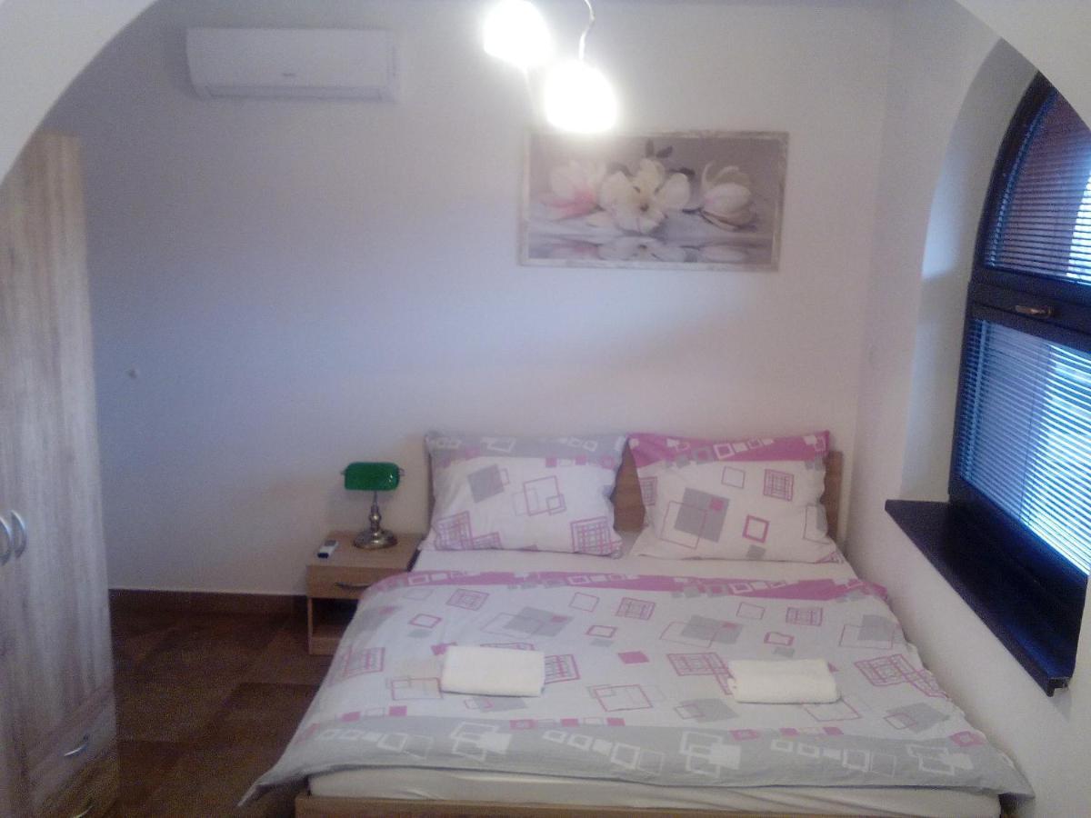 Oaza Apartment Vacenovice Екстериор снимка